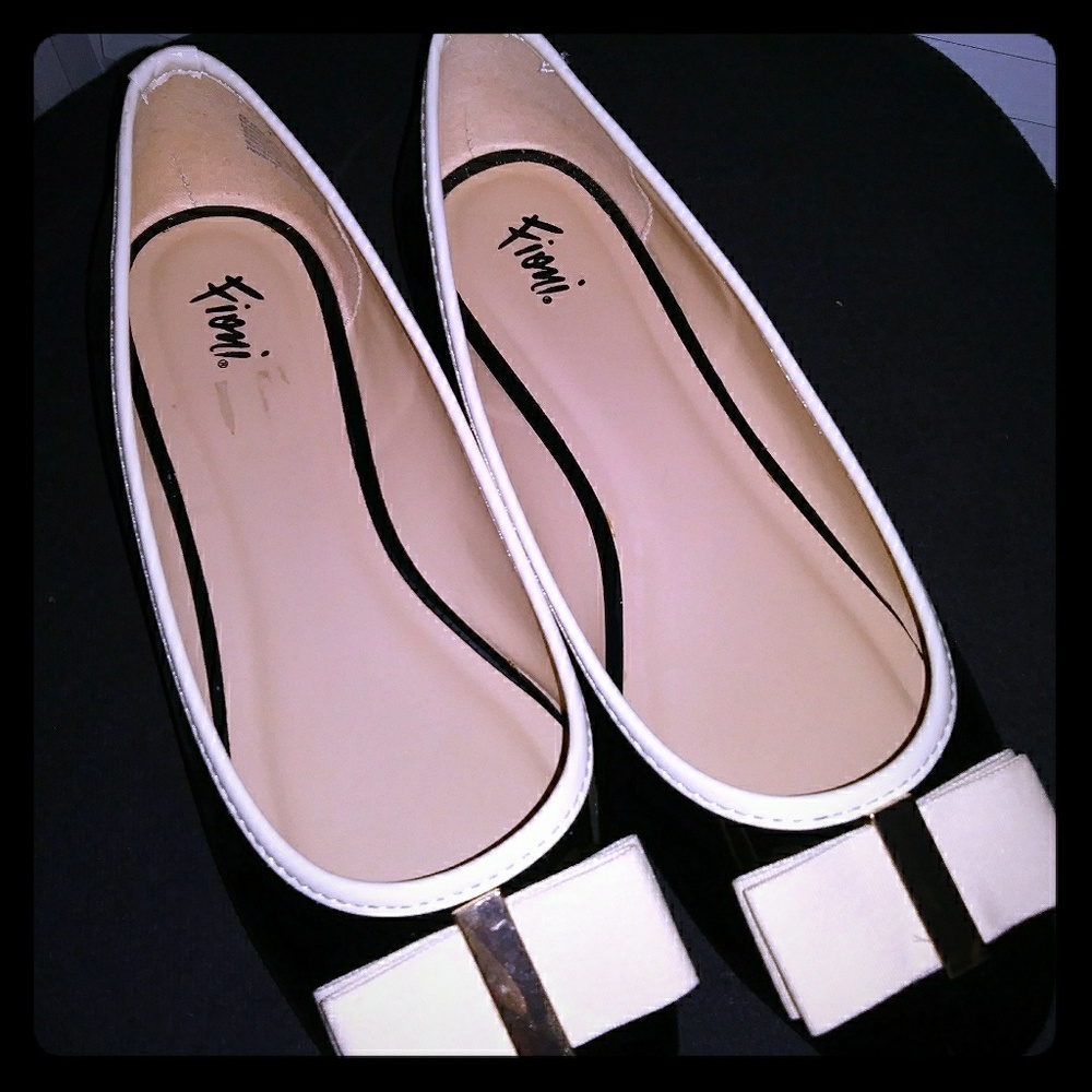 Fioni black and beige